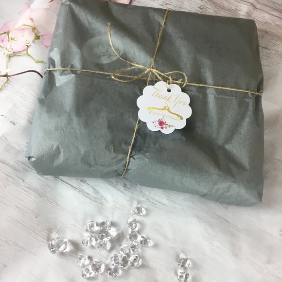 100 Personalized  Round Scallop Poshmark Hanging Tags,  Thank You Hanging Ta… - Picture 3 of 11